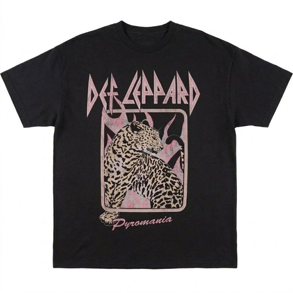 Def Leppard Pyromania Leopard Graphic Tee - Black & Pink